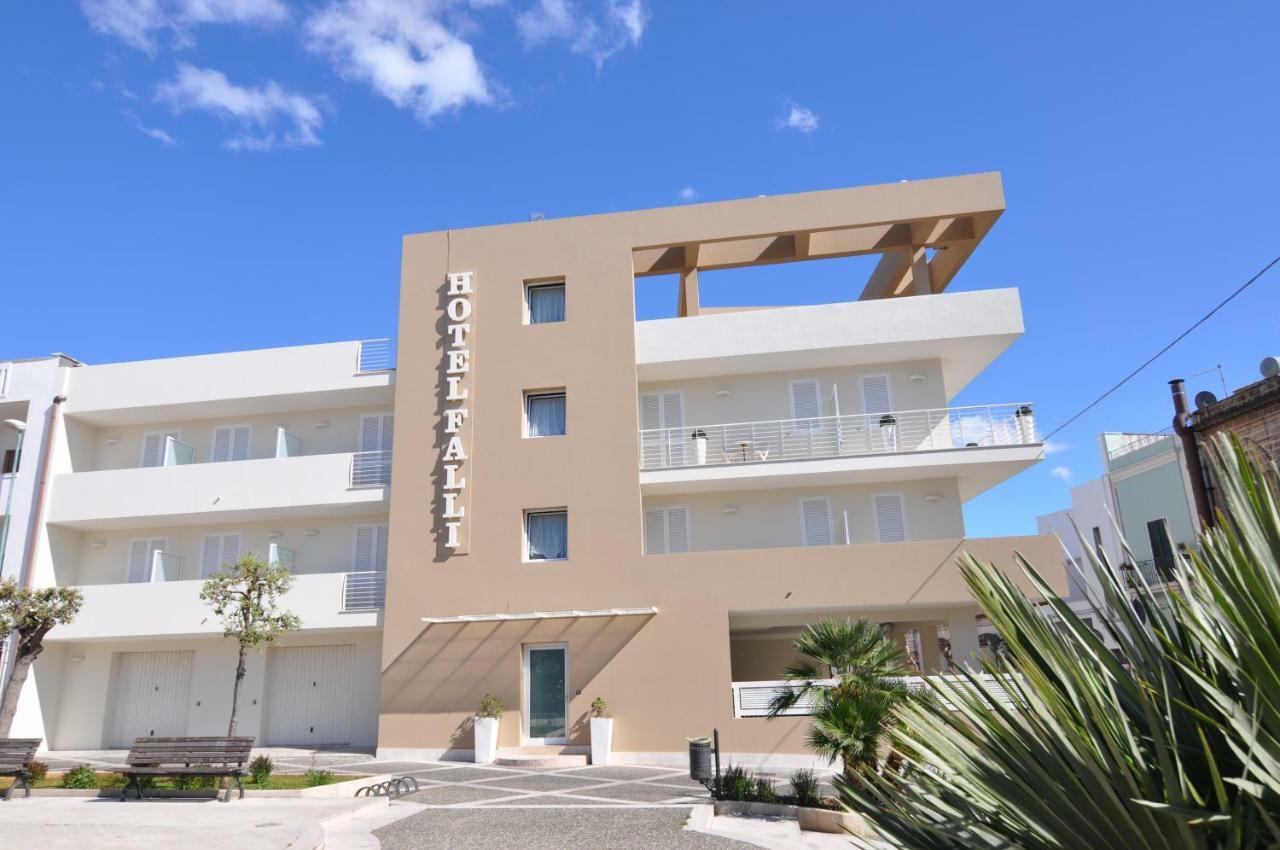 Hotel Falli Porto Cesareo Exterior foto